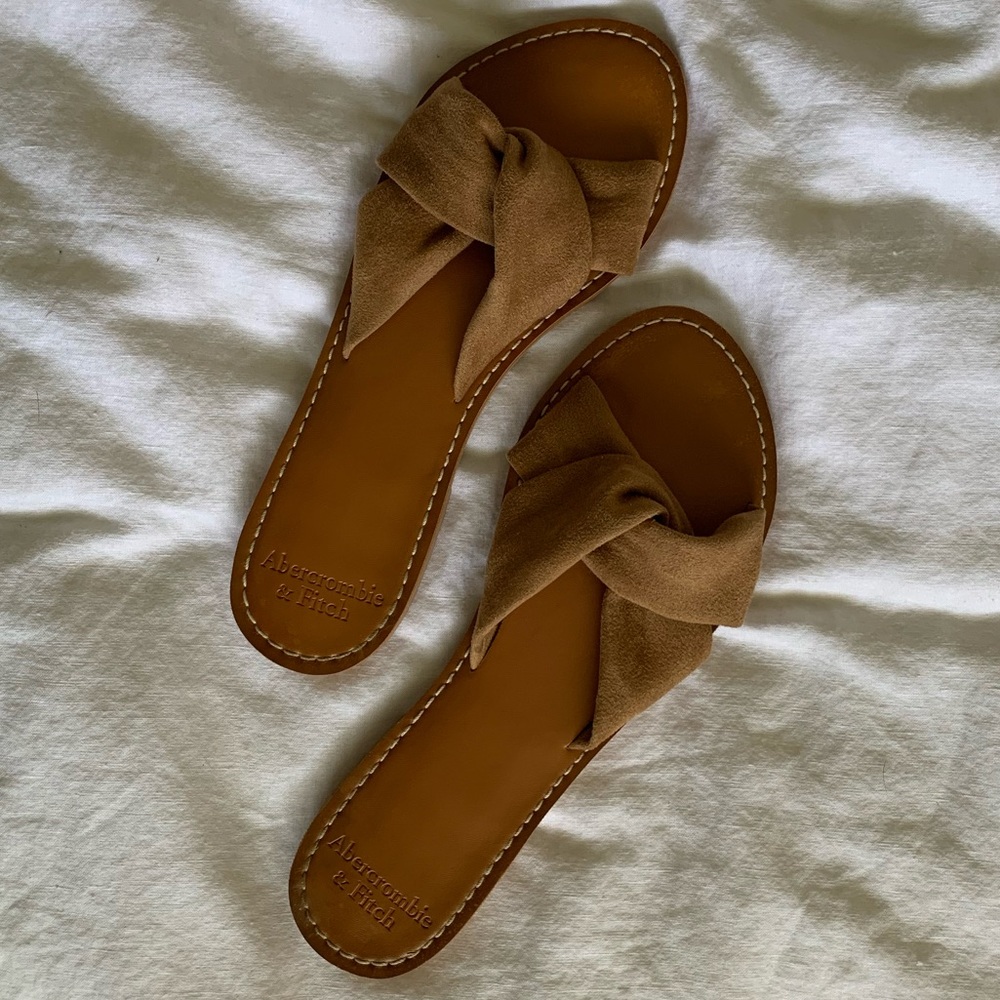 {Abercrombie & Fitch} Brown Suede Sandals